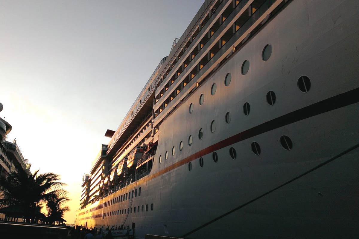 Cruise Compare: 17 Tips On How to Make Best Deal