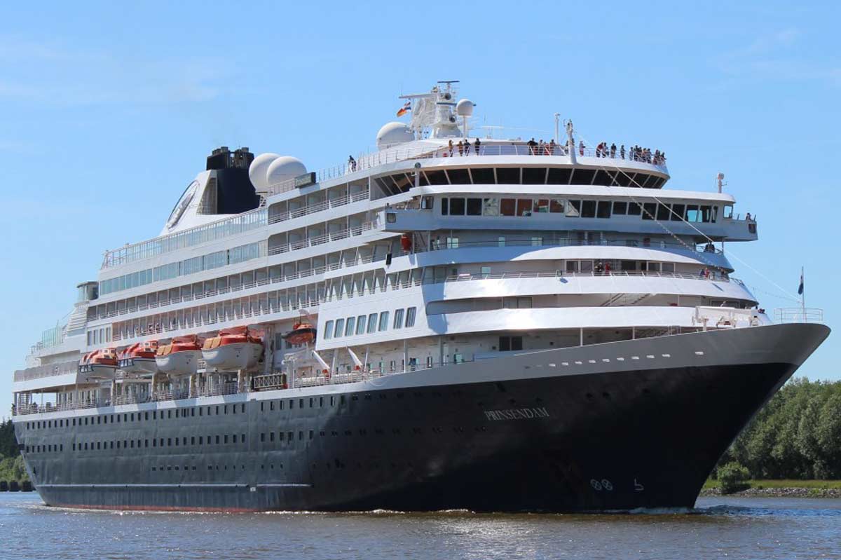 How To Plan A Ship Cruise with Family: 14 Sure-Shot Tips