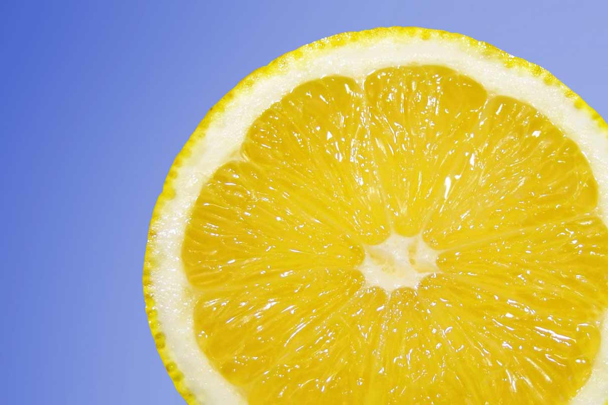 benefits of drinking lemon water_